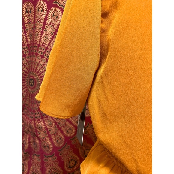 π Amazing summer city top - Picture 6 of 11